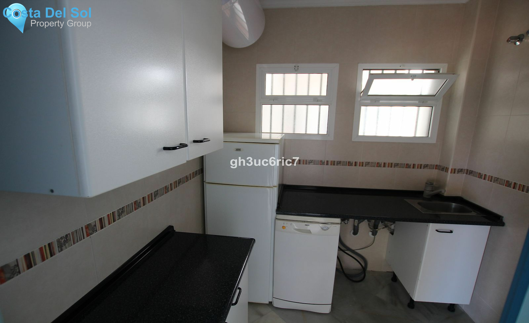 Middle Floor Studio in Calahonda-1389487