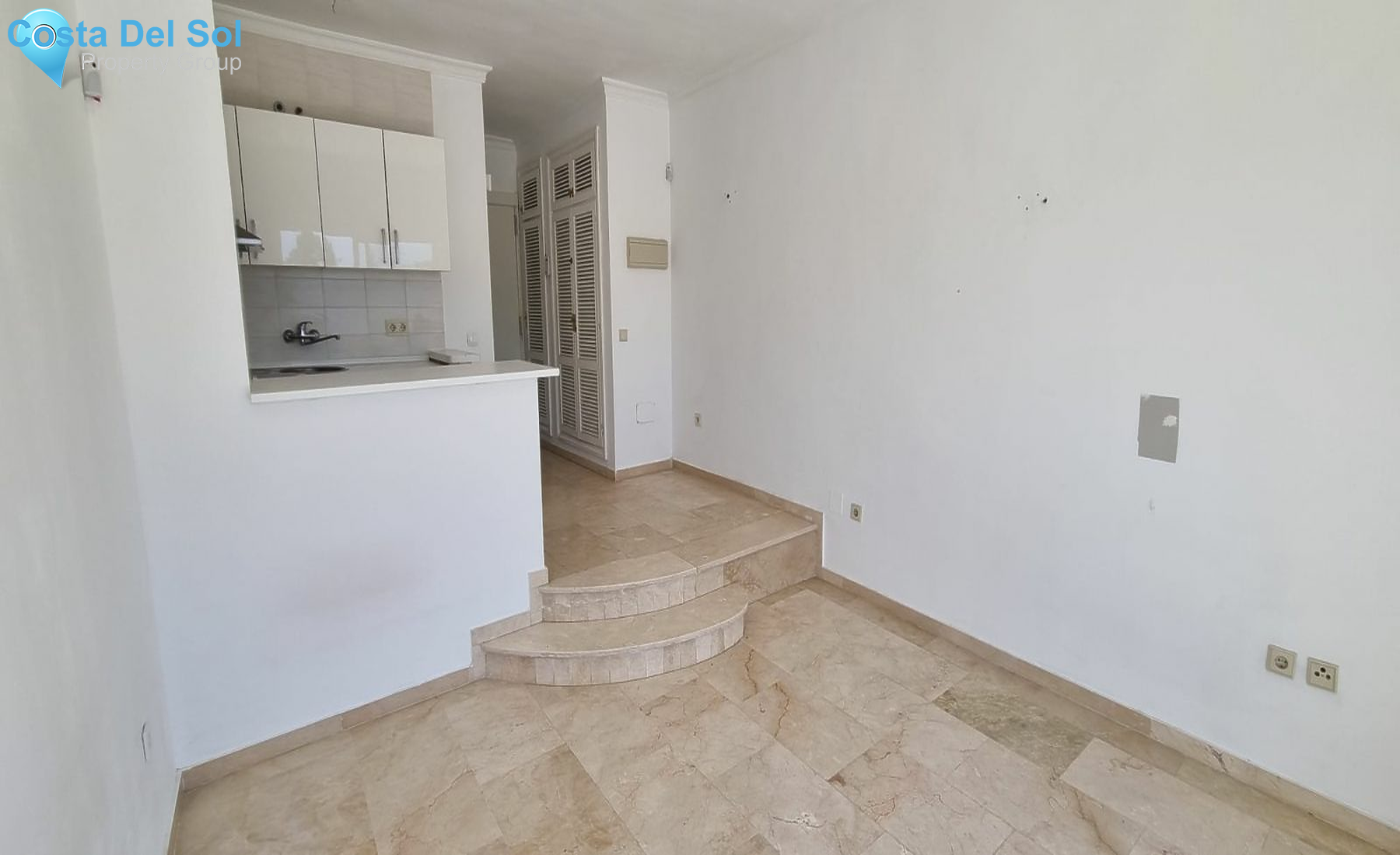 Middle Floor Studio in Estepona-1170555