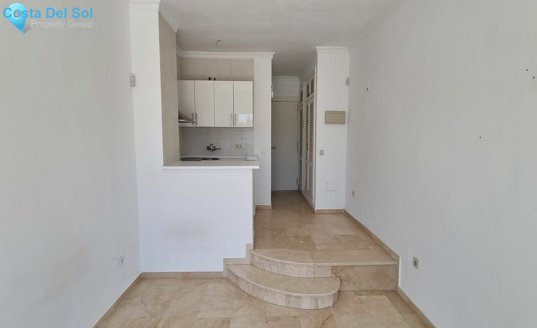 Middle Floor Studio in Estepona-1170556