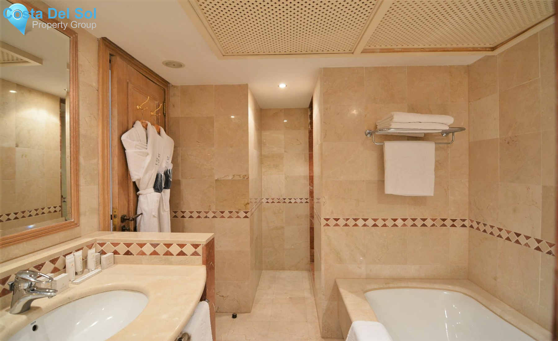 Middle Floor Studio in Estepona-1191315