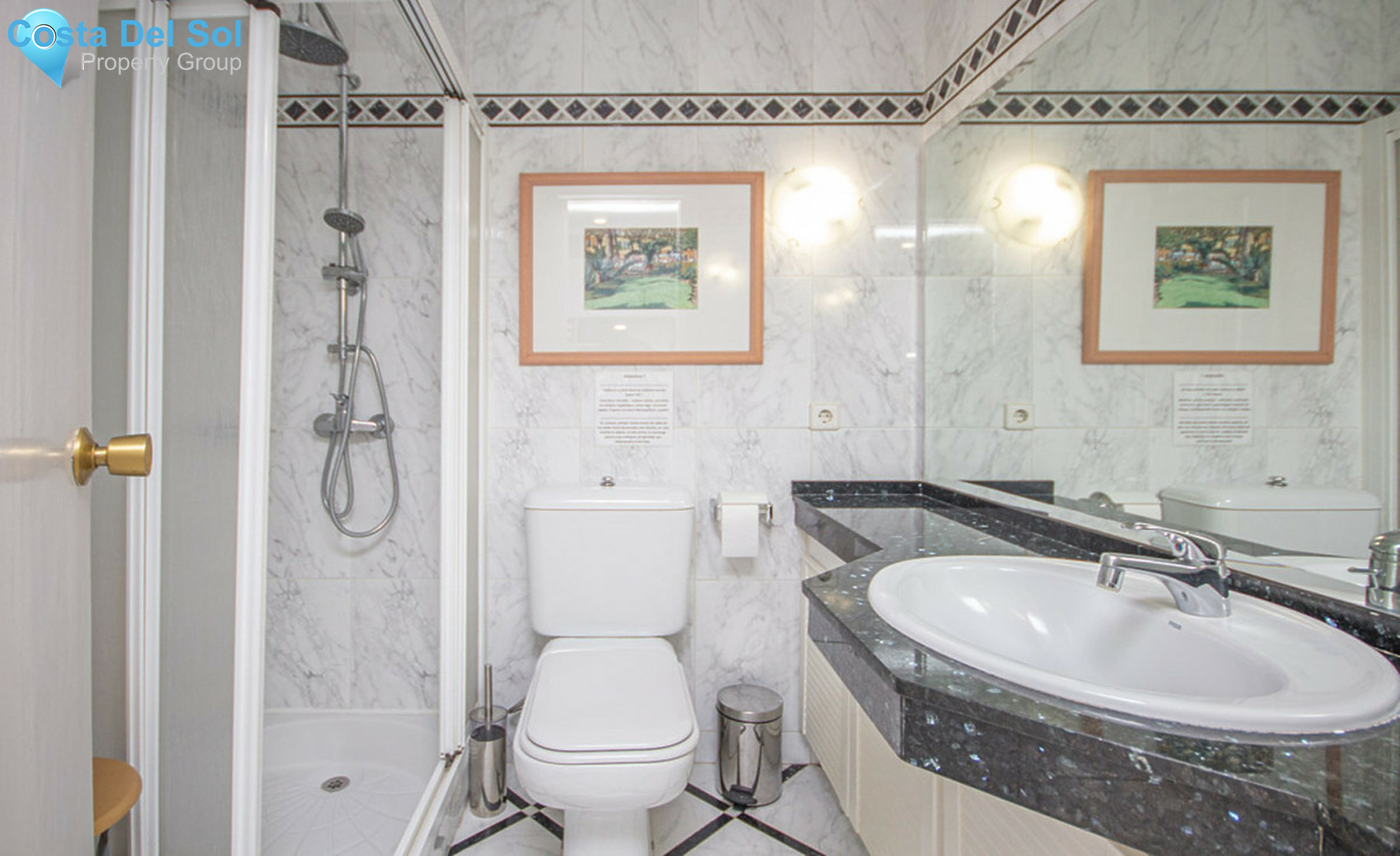 Middle Floor Studio in Marbesa-1297493