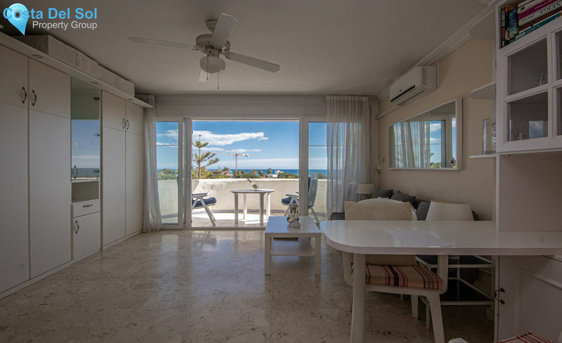 Middle Floor Studio in Marbesa-1194911