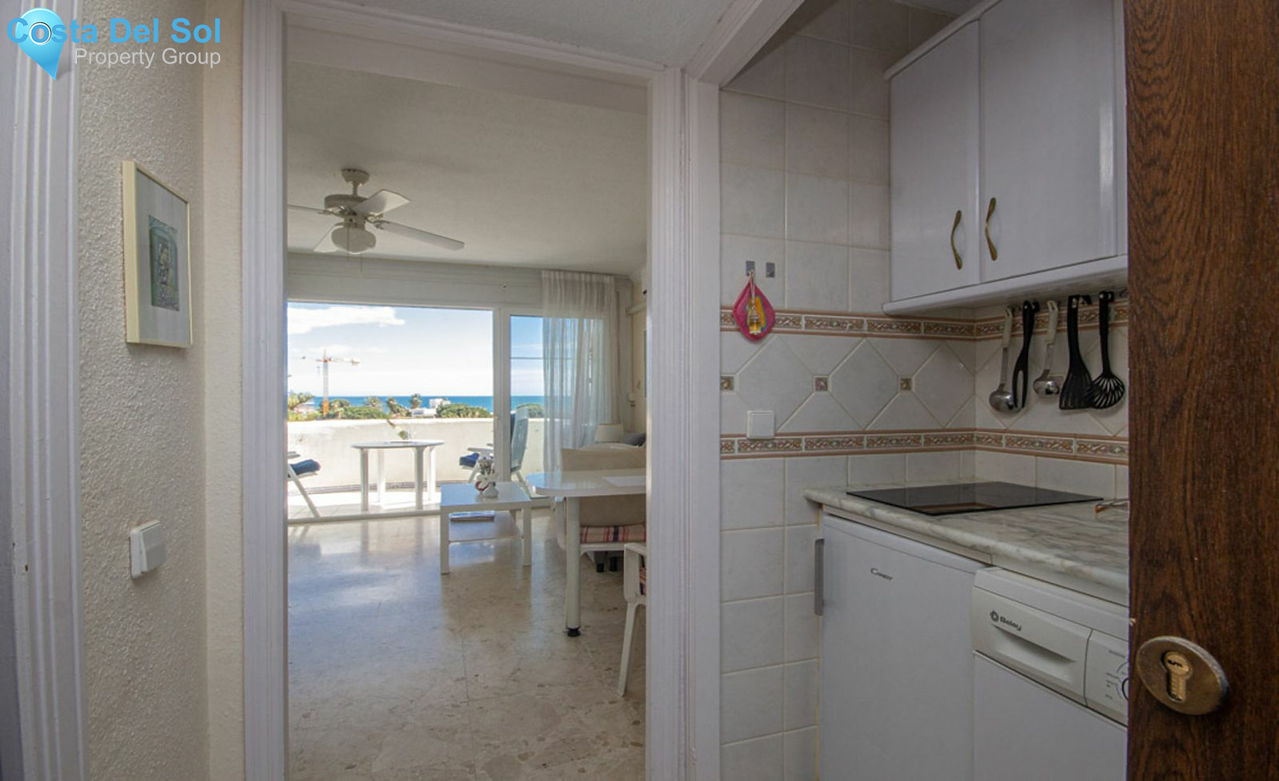 Middle Floor Studio in Marbesa-1194912