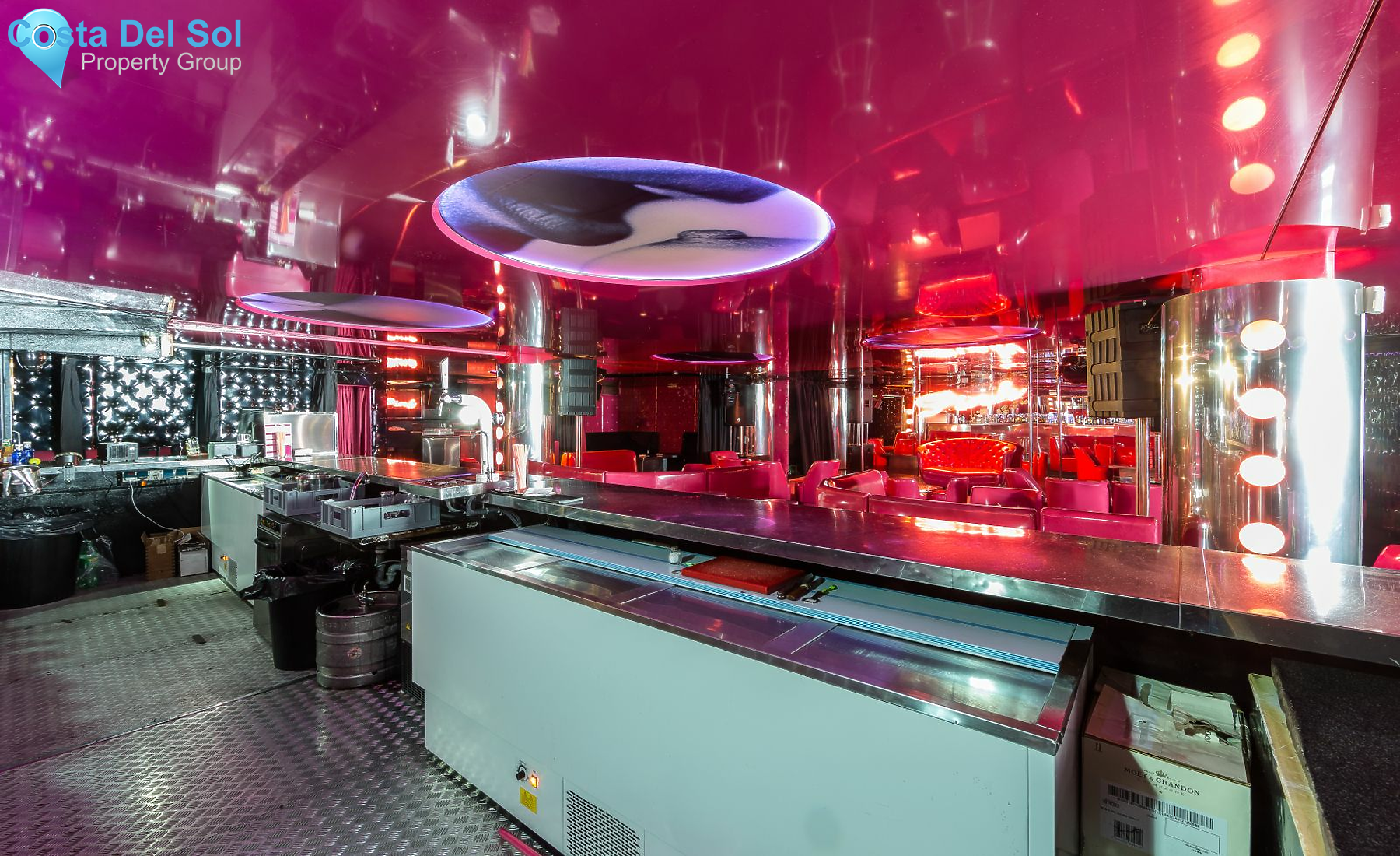 Night Club in Puerto Banús-1233194