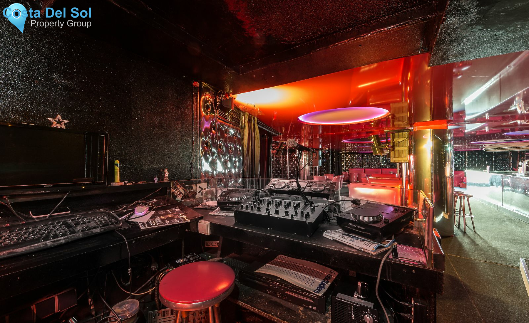 Night Club in Puerto Banús-1233196