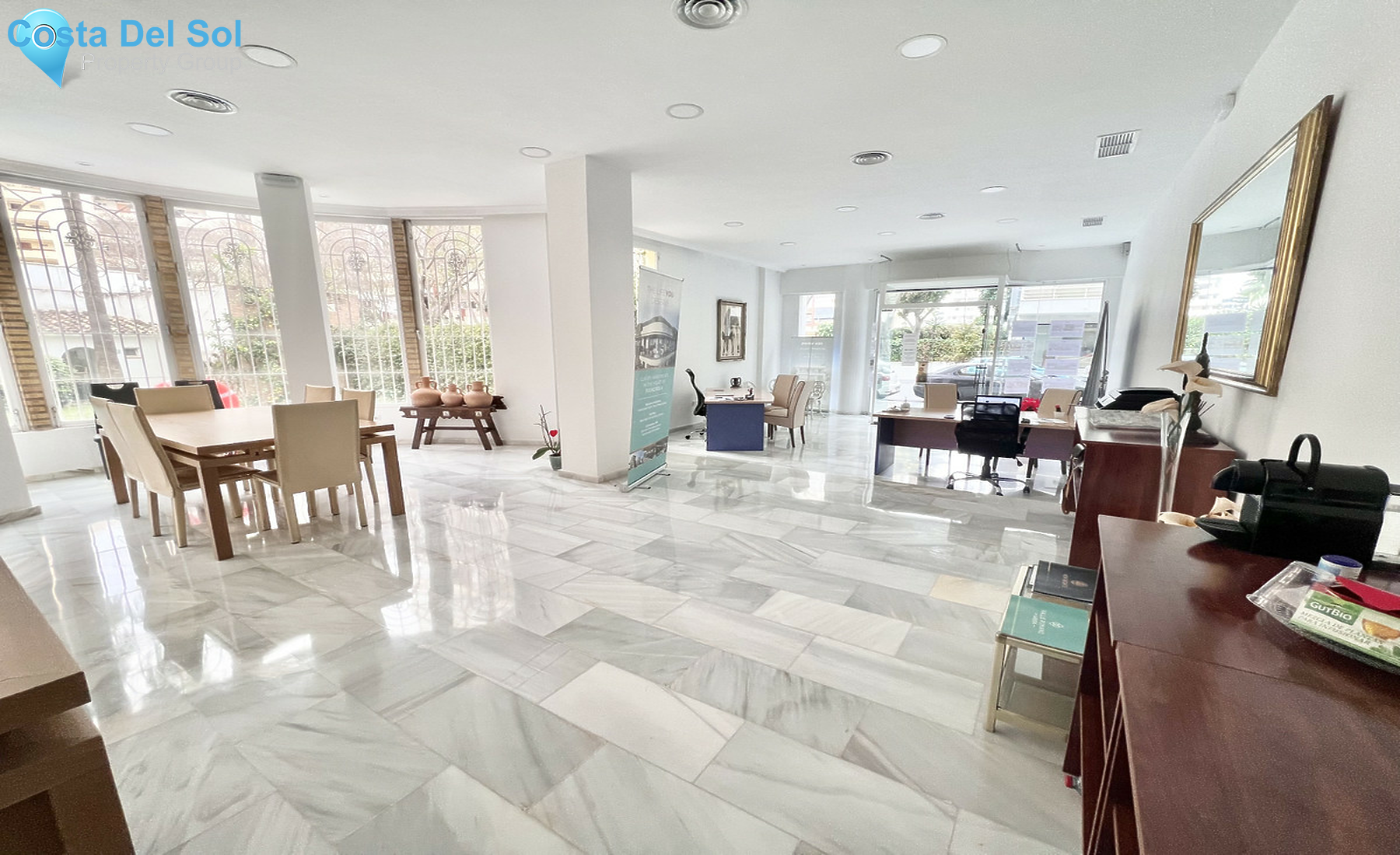 Office in Marbella-1305371