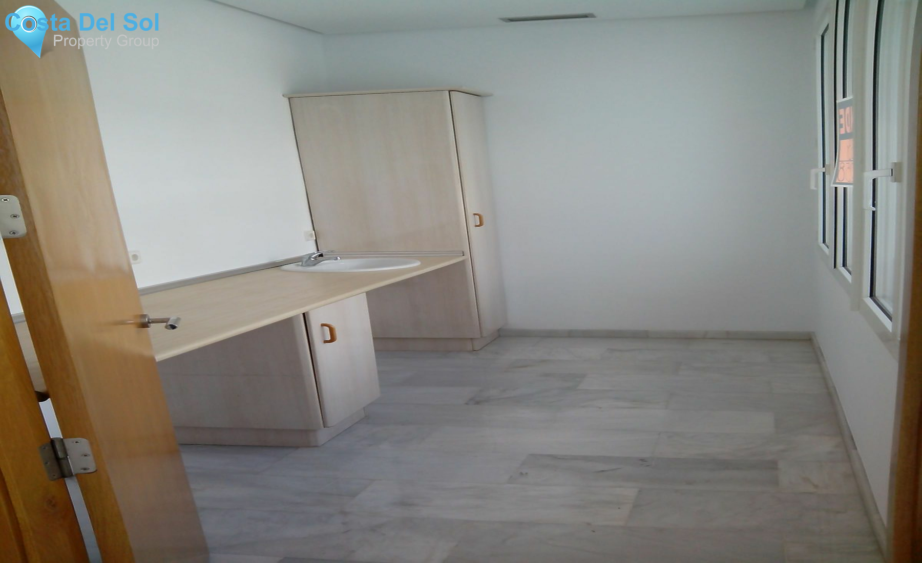 Office in Marbella-1233324