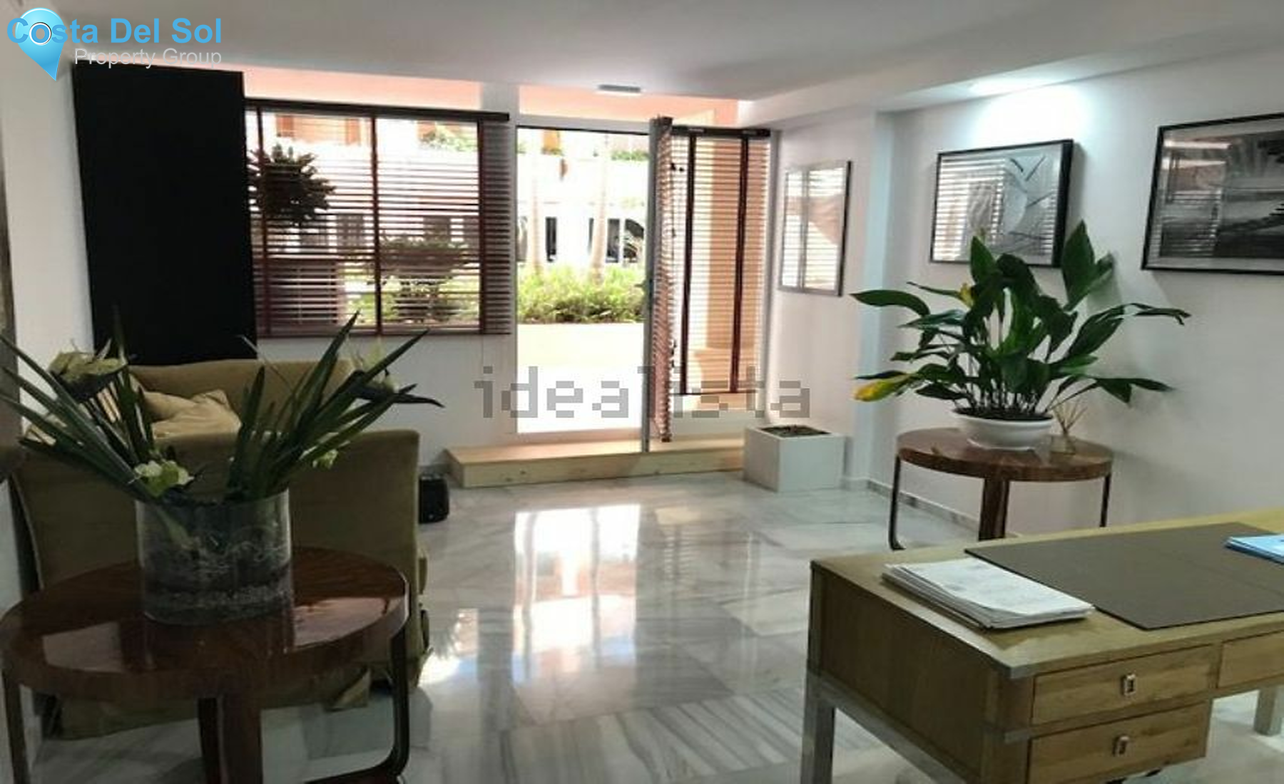 Office in Nueva Andalucía