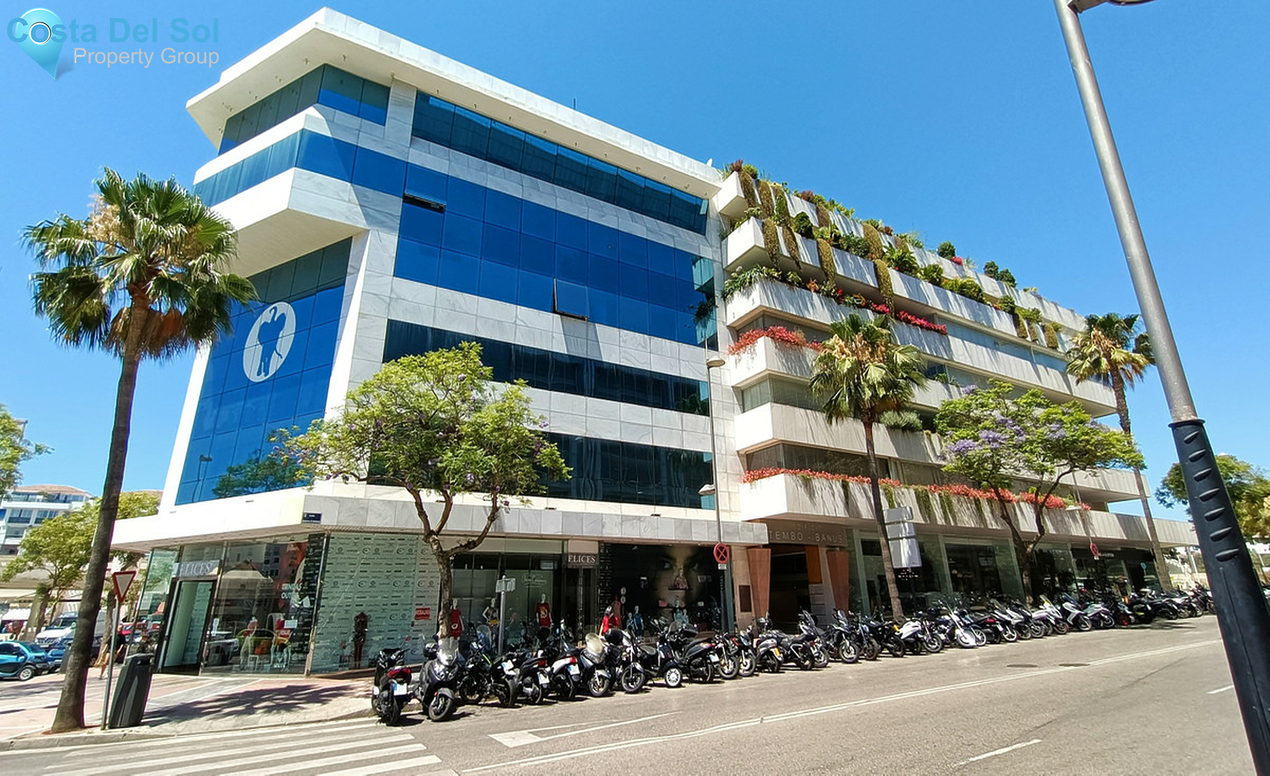 Office in Puerto Banús