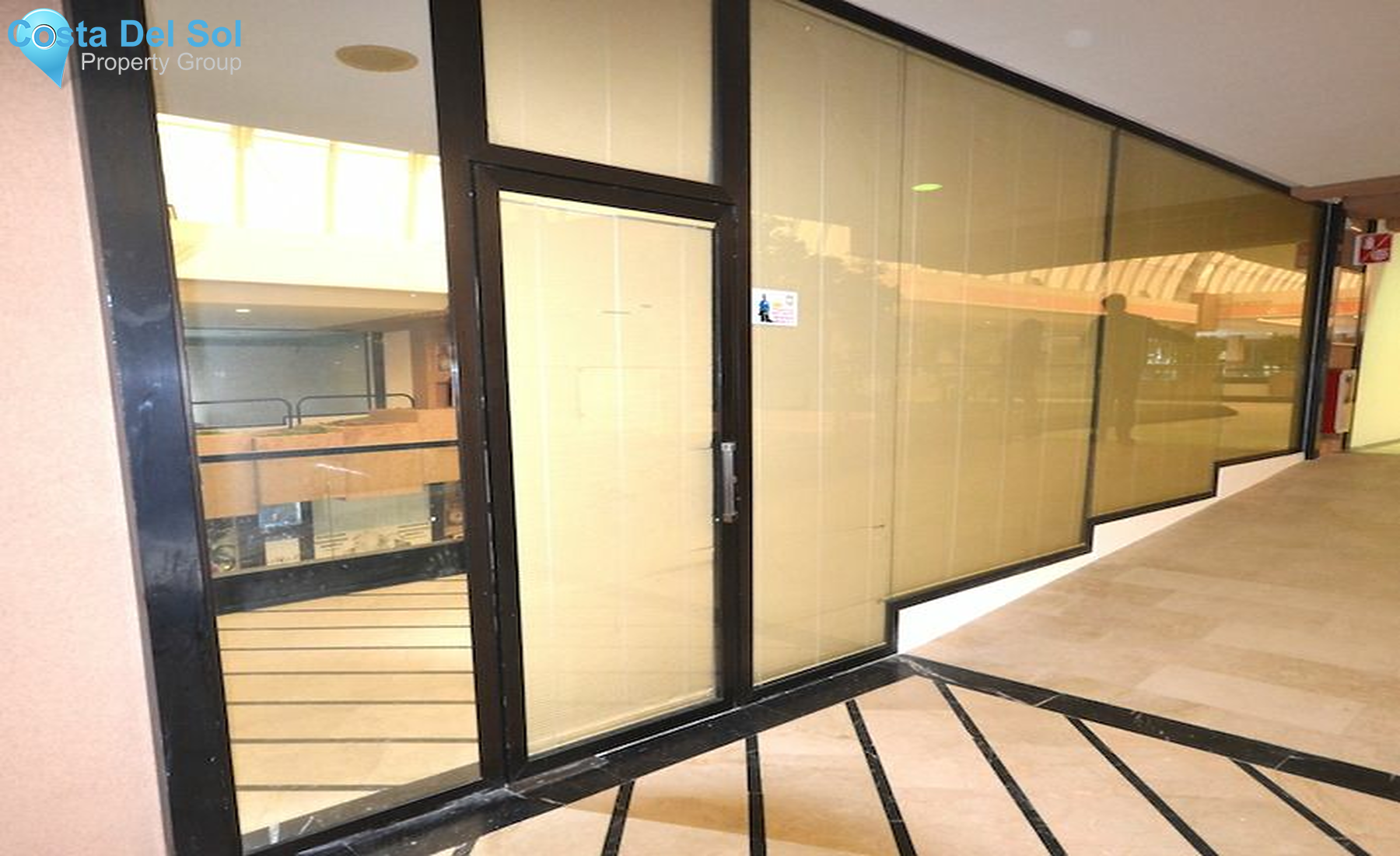Office in Puerto Banús