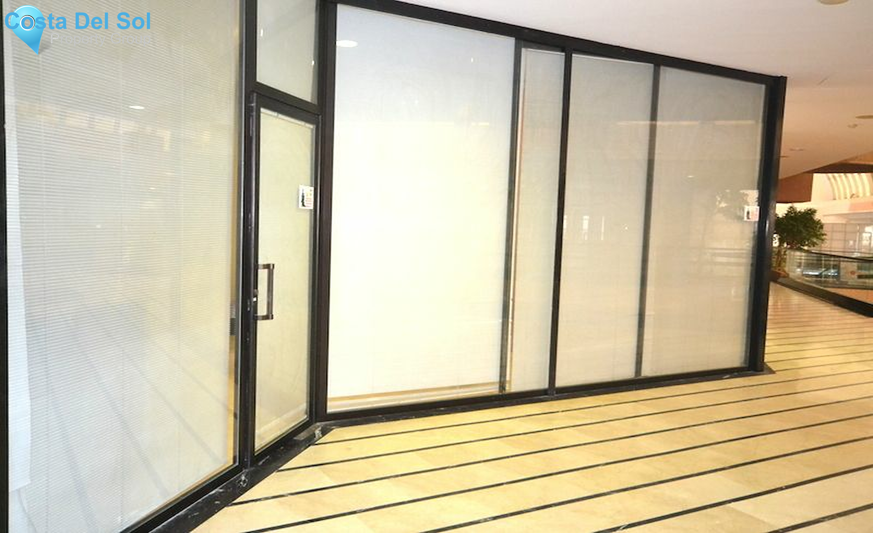 Office in Puerto Banús