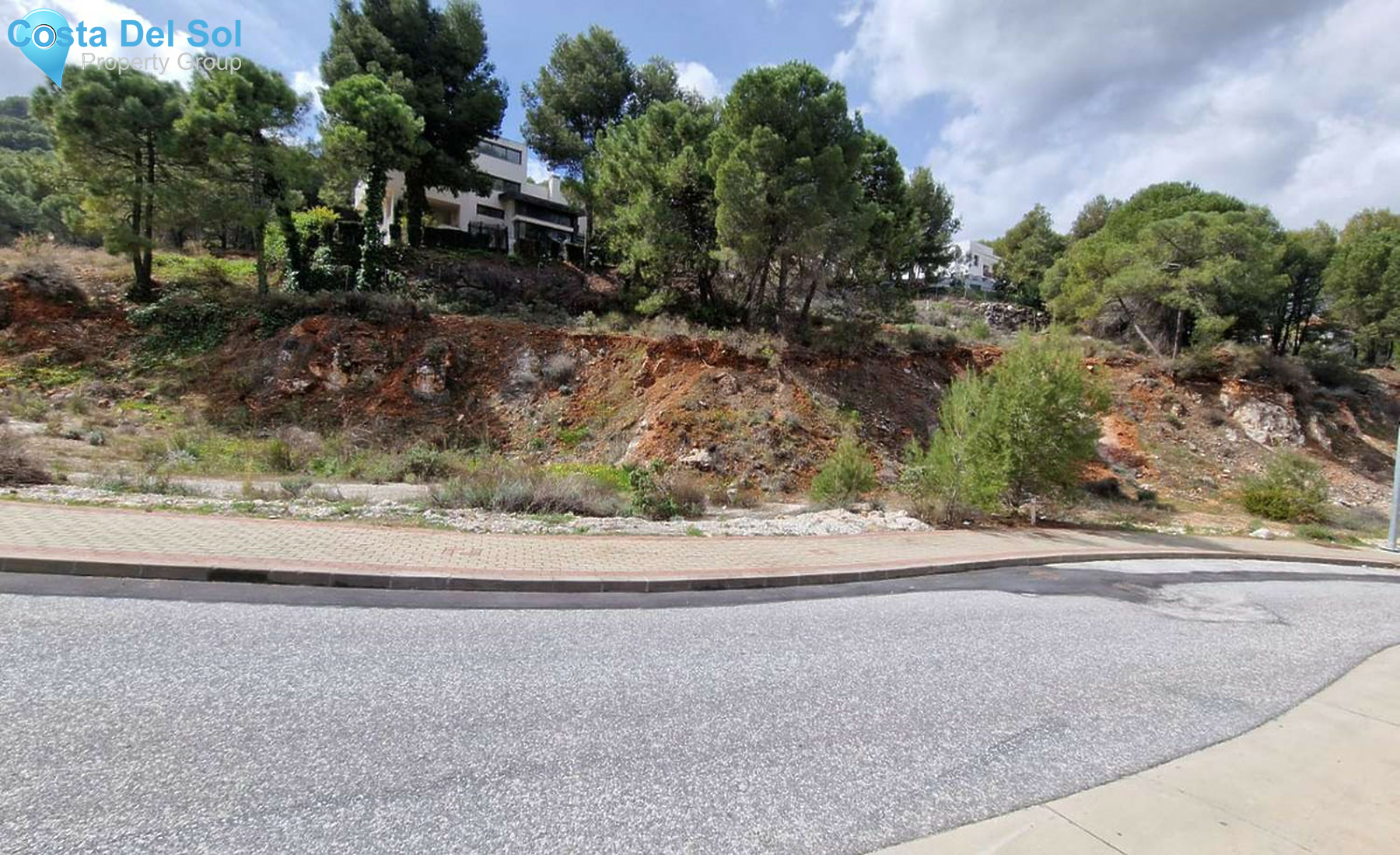 Residential Plot in Alhaurín de la Torre-1304044