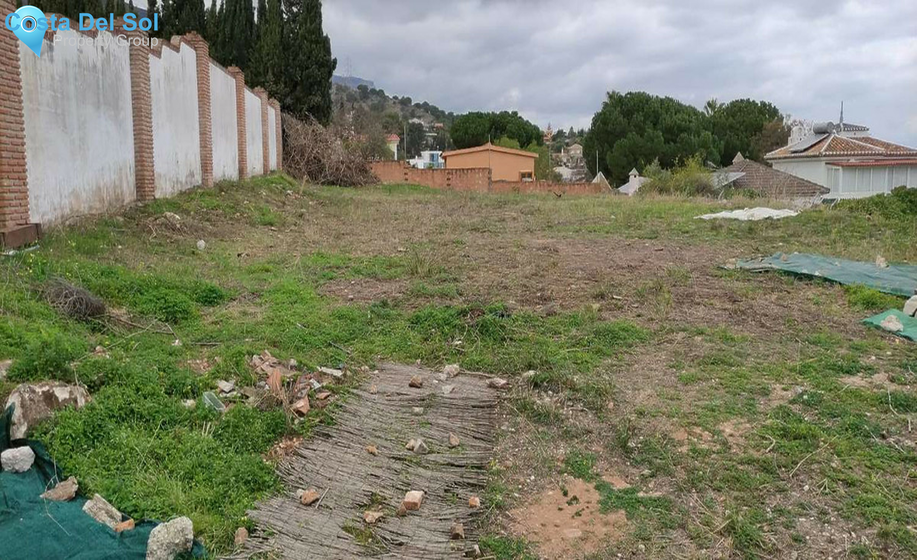 Residential Plot in Alhaurín de la Torre-1311046