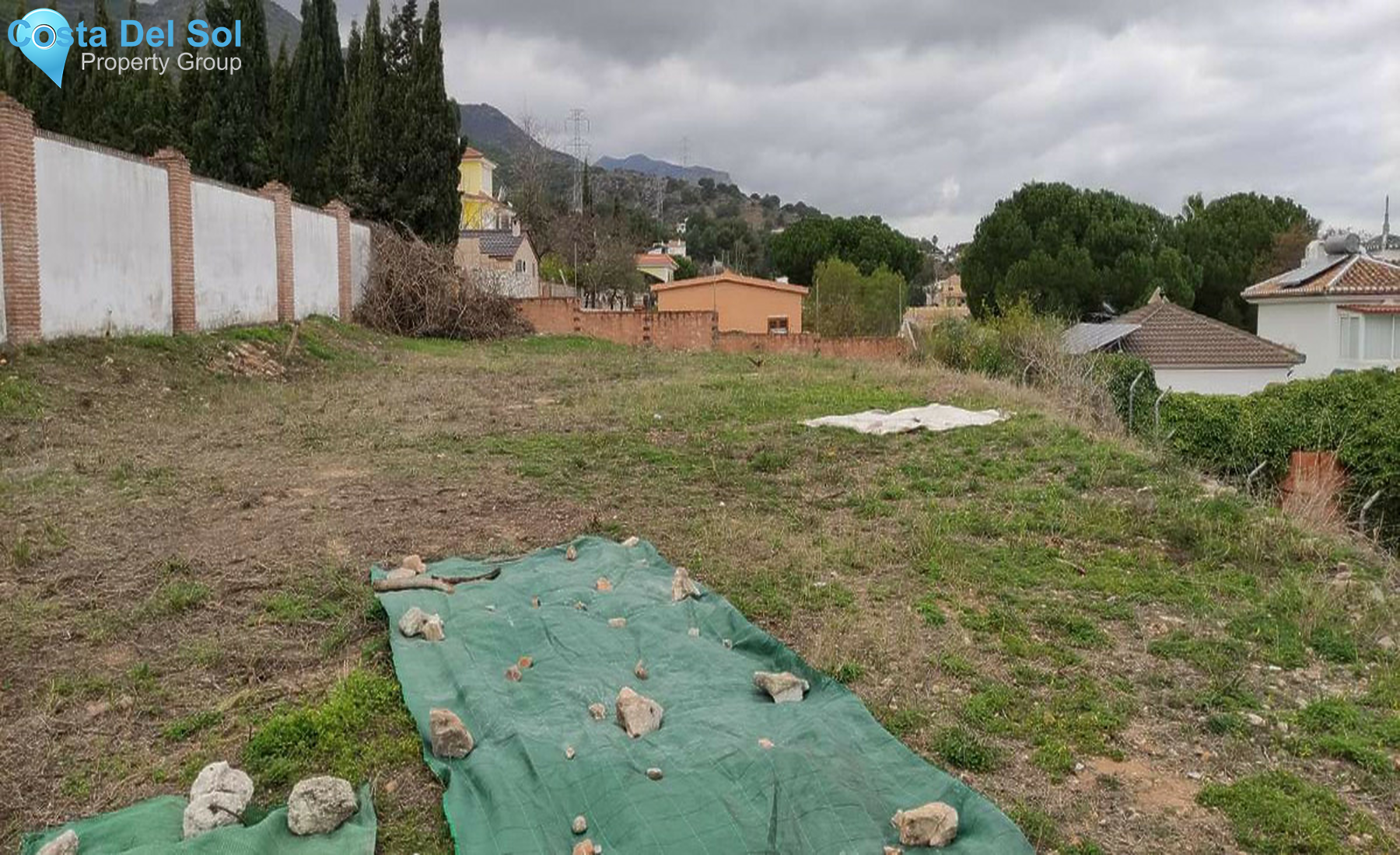 Residential Plot in Alhaurín de la Torre-1311047