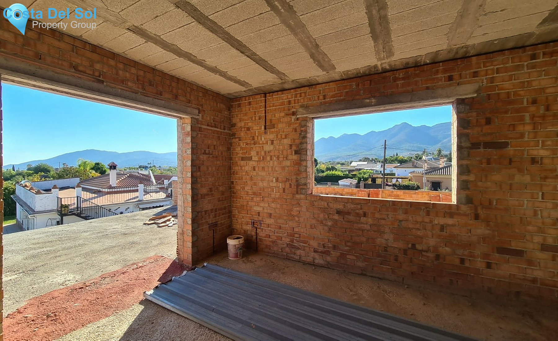 Residential Plot in Alhaurín de la Torre-699971