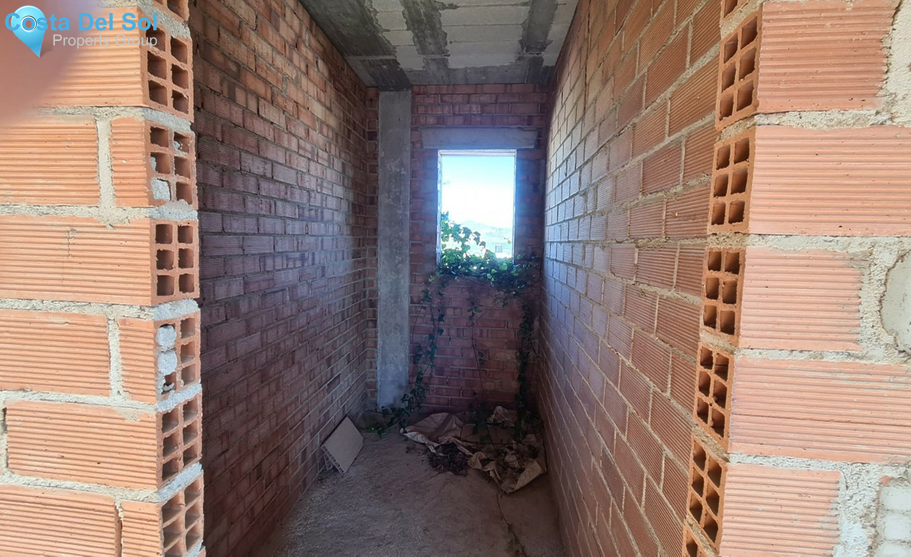 Residential Plot in Alhaurín de la Torre-700005