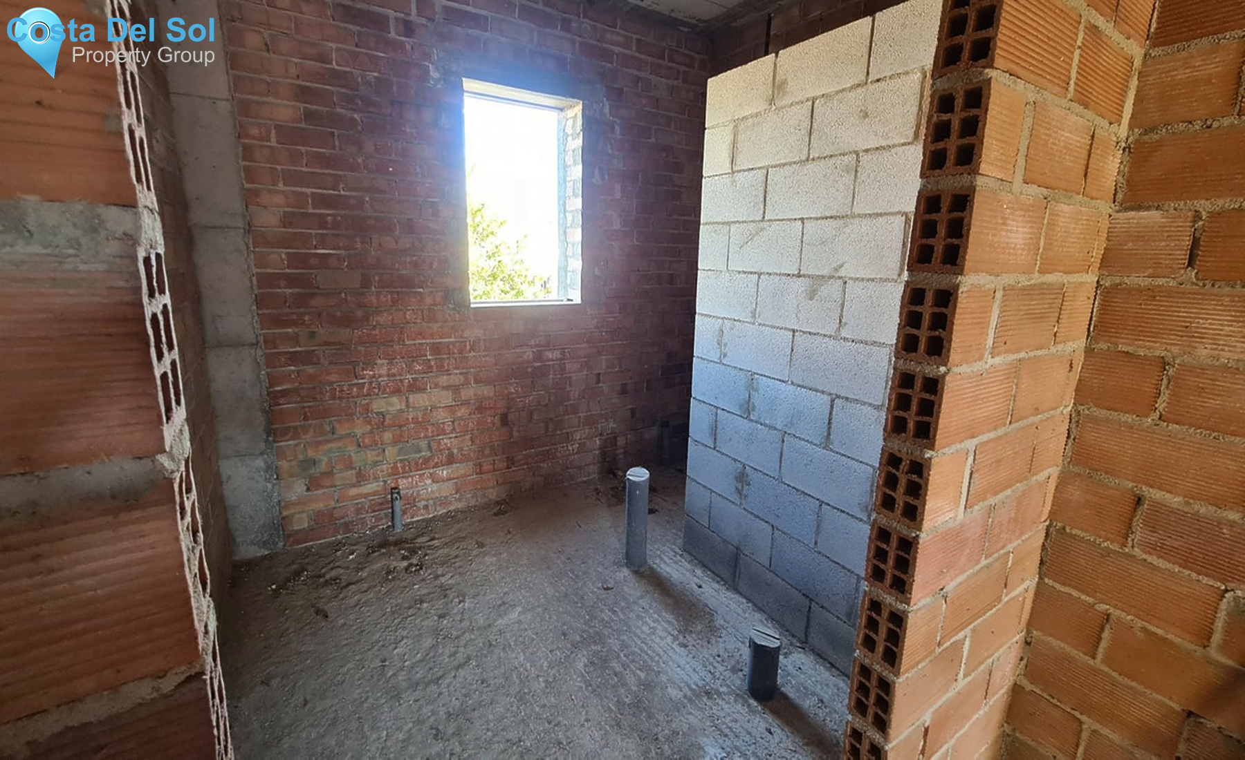 Residential Plot in Alhaurín de la Torre-700004