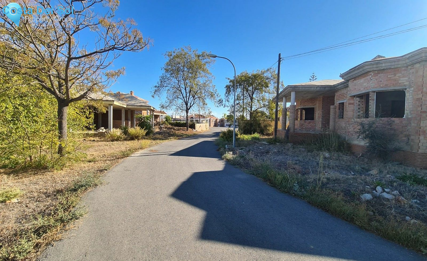 Residential Plot in Alhaurín de la Torre-1133936