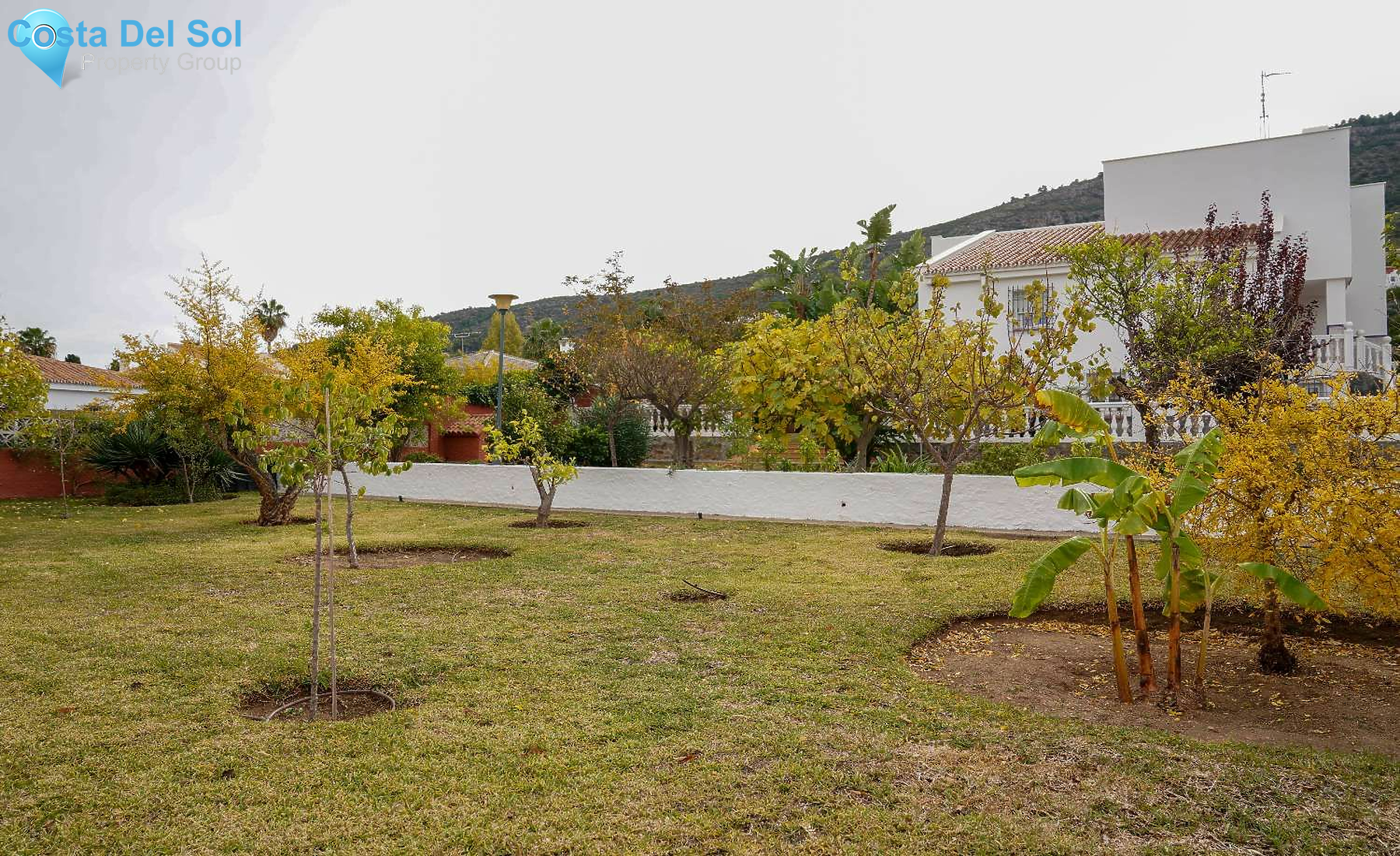 Residential Plot in Alhaurín de la Torre-1203221