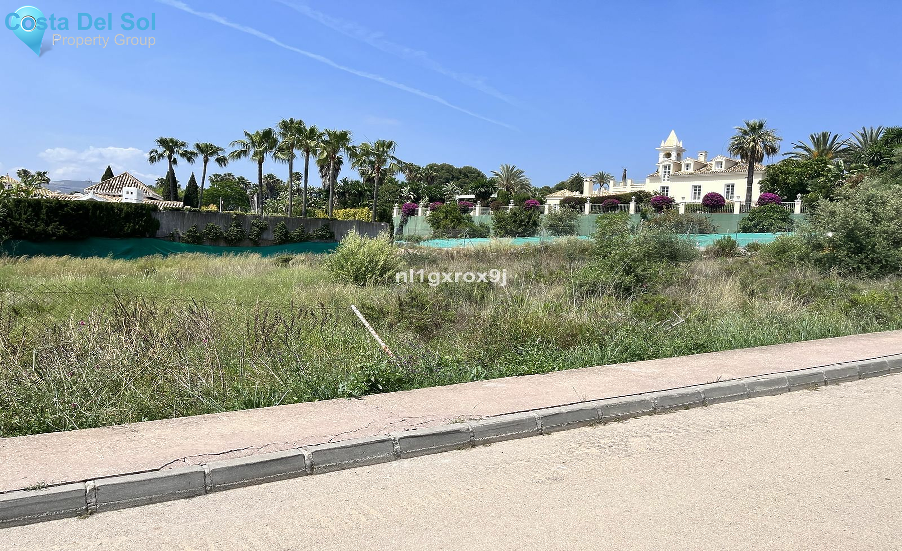 Residential Plot in Aloha-1387275