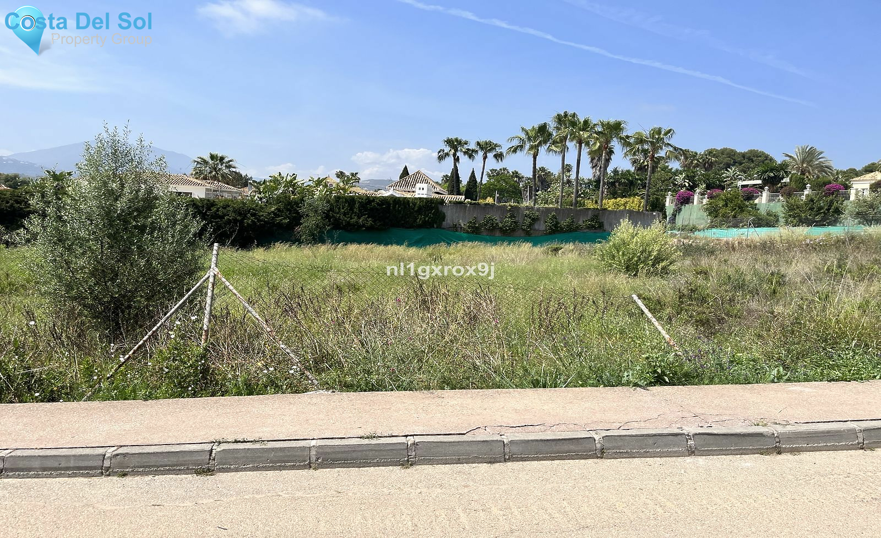 Residential Plot in Aloha-1387276