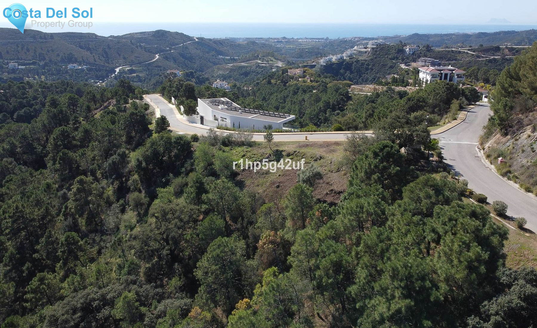 Residential Plot in Benahavís-1128272