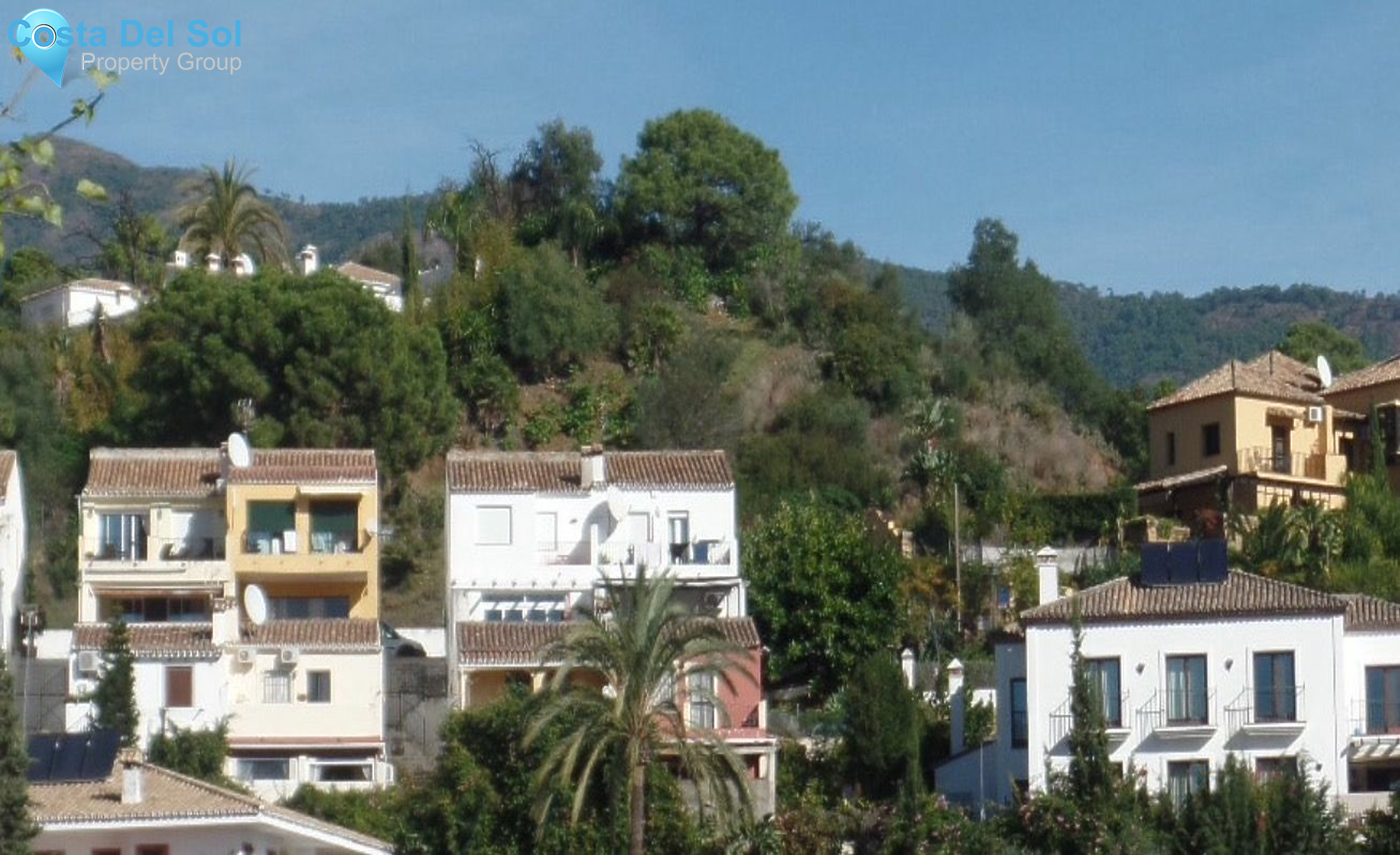 Residential Plot in Benahavís-1131267