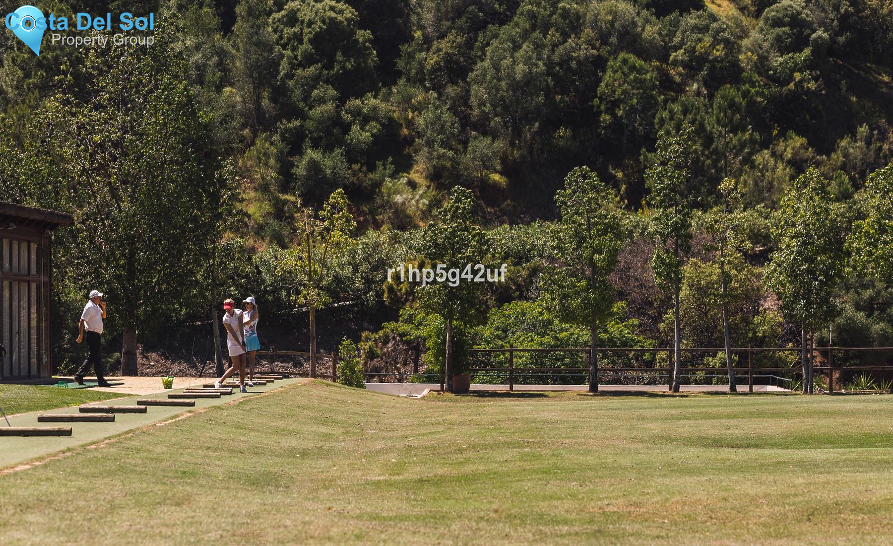 Residential Plot in Benahavís-1219040