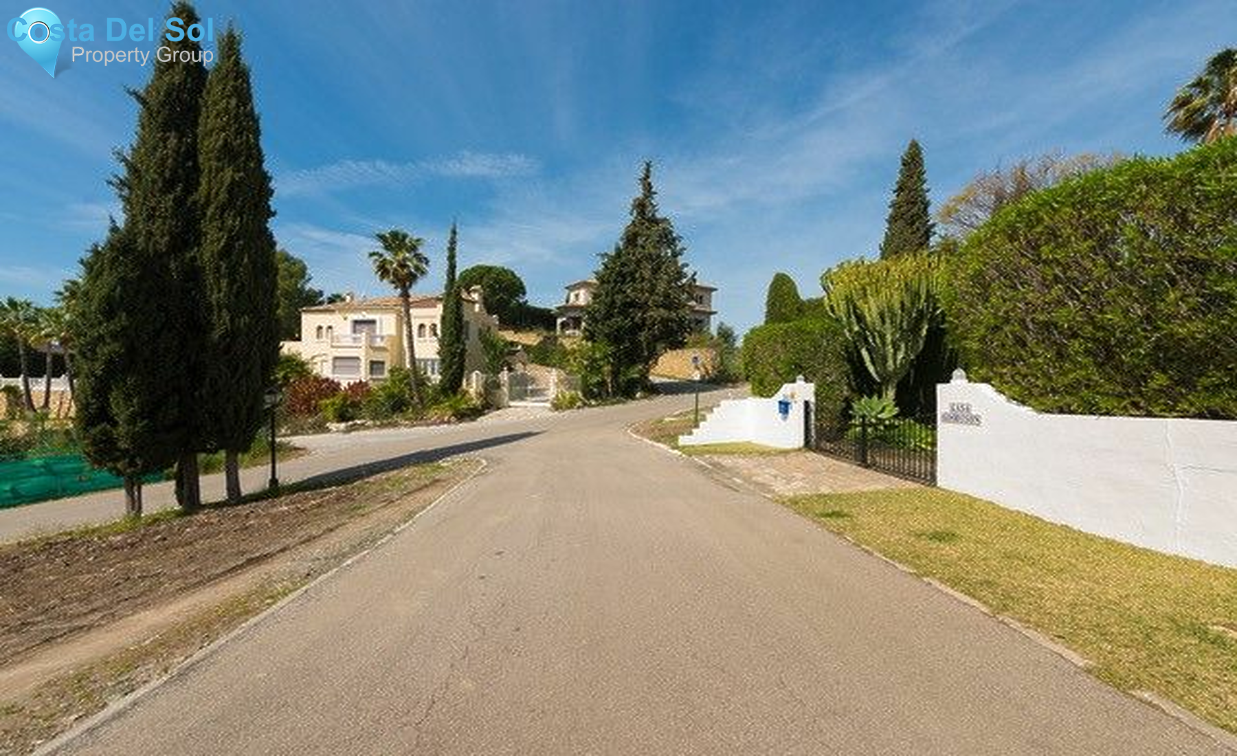 Residential Plot in Benahavís-1472538