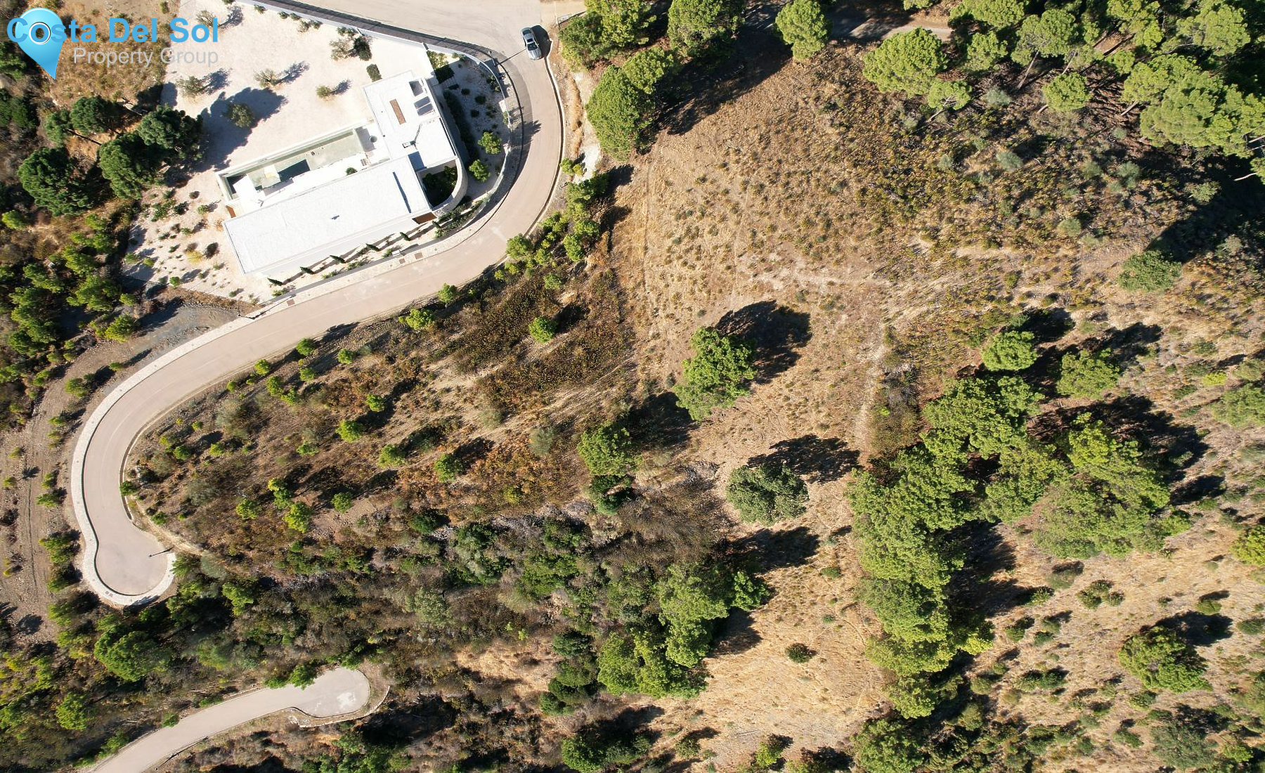 Residential Plot in Benahavís-1550308