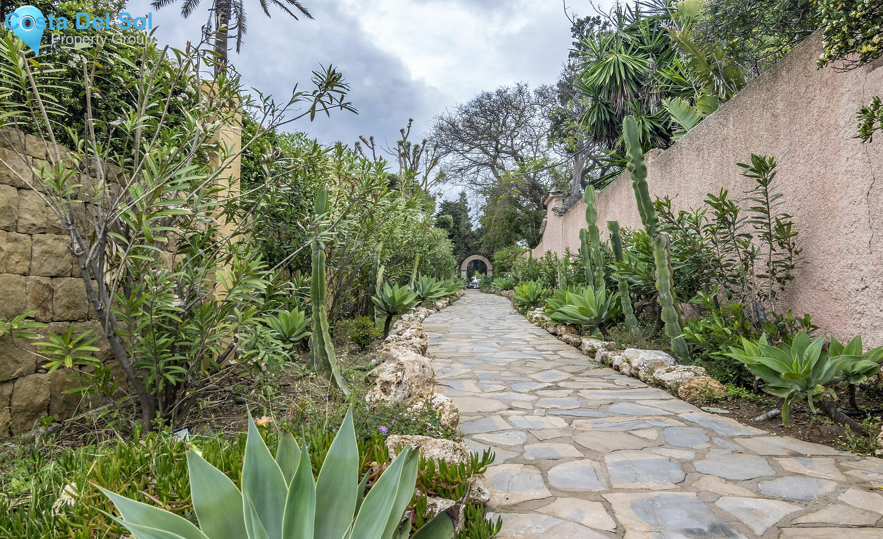 Residential Plot in Benamara-1193721