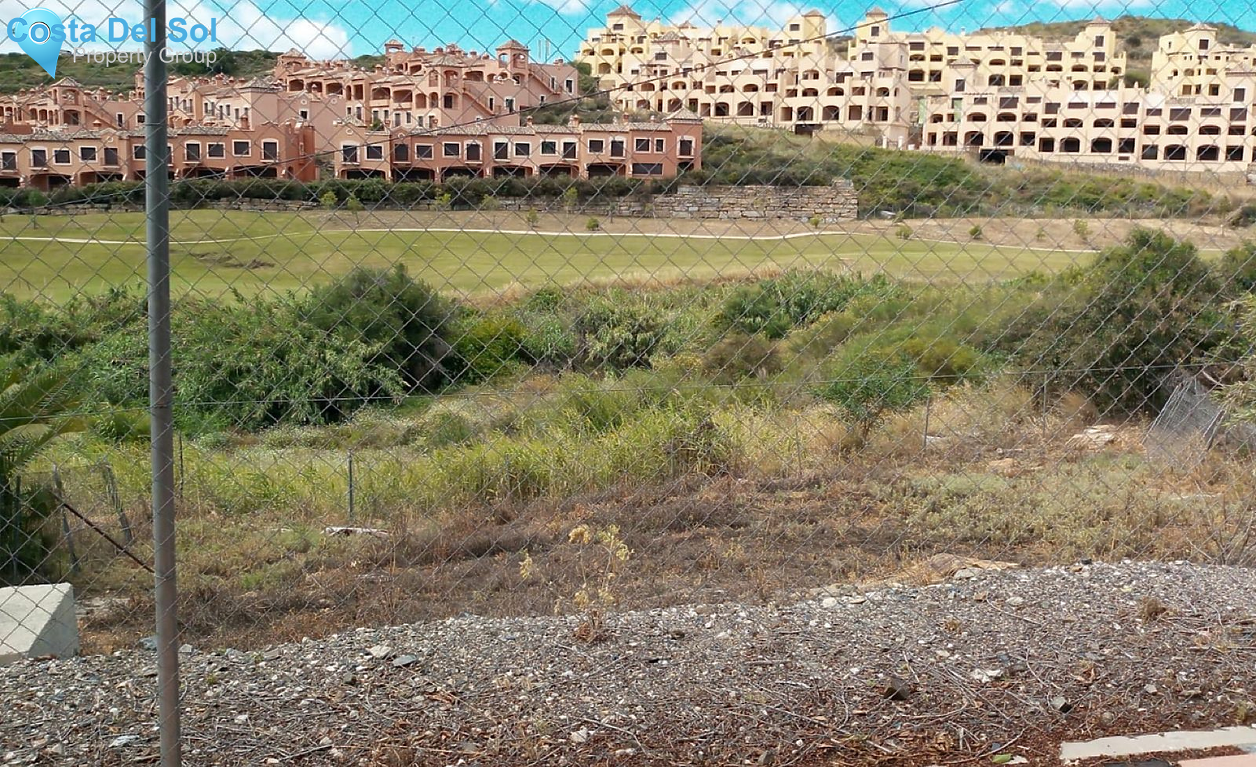 Residential Plot in Estepona-1146945