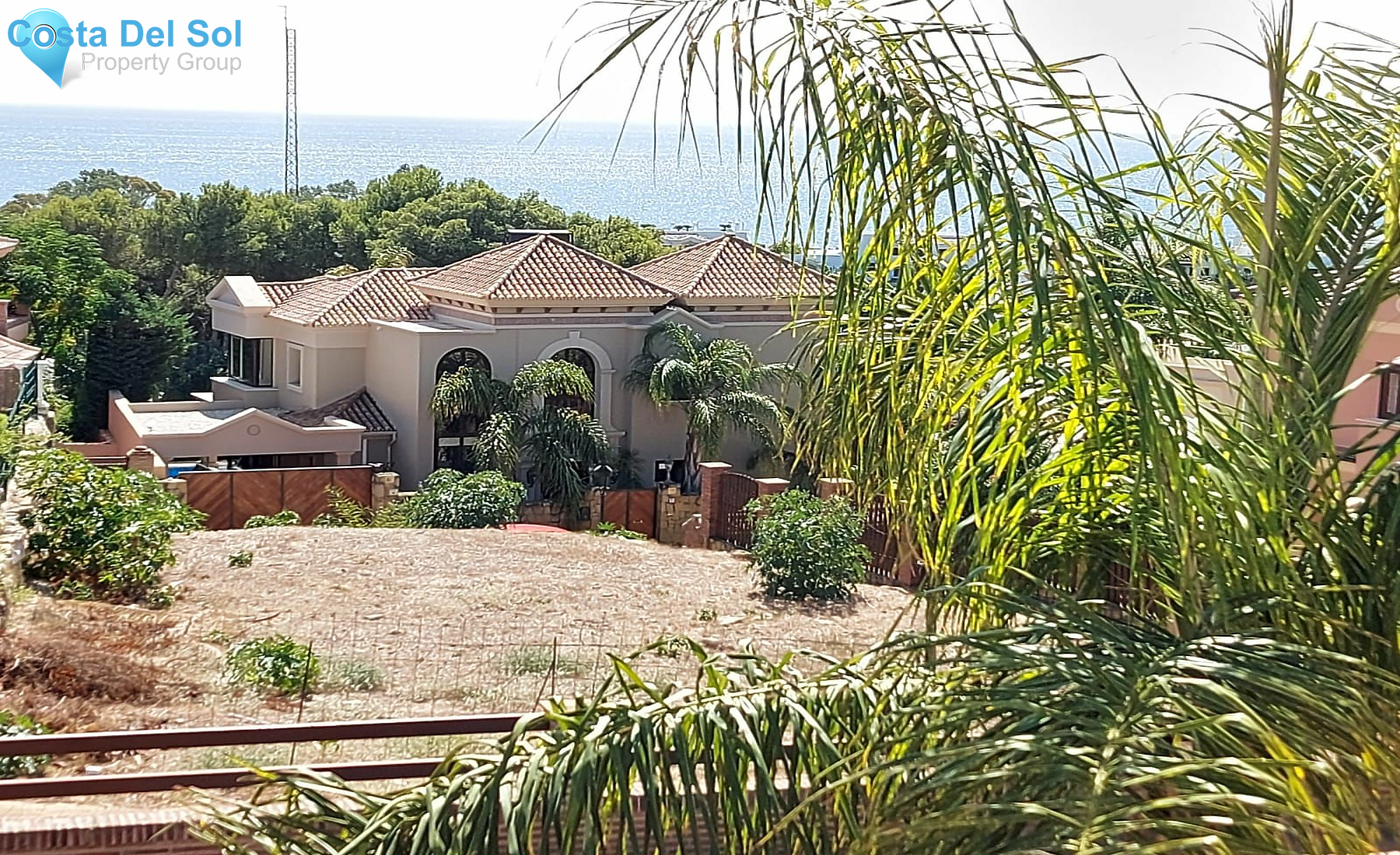 Residential Plot in Estepona-1152548