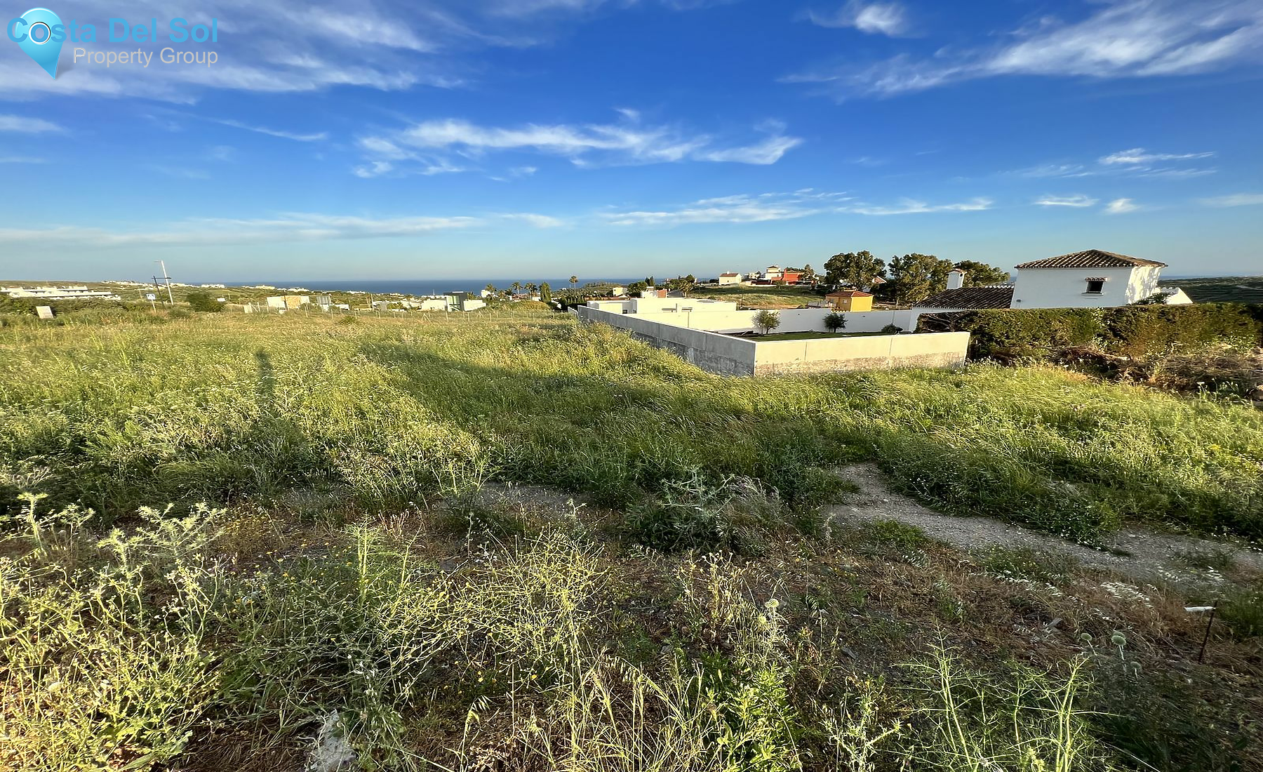 Residential Plot in Estepona-1170663