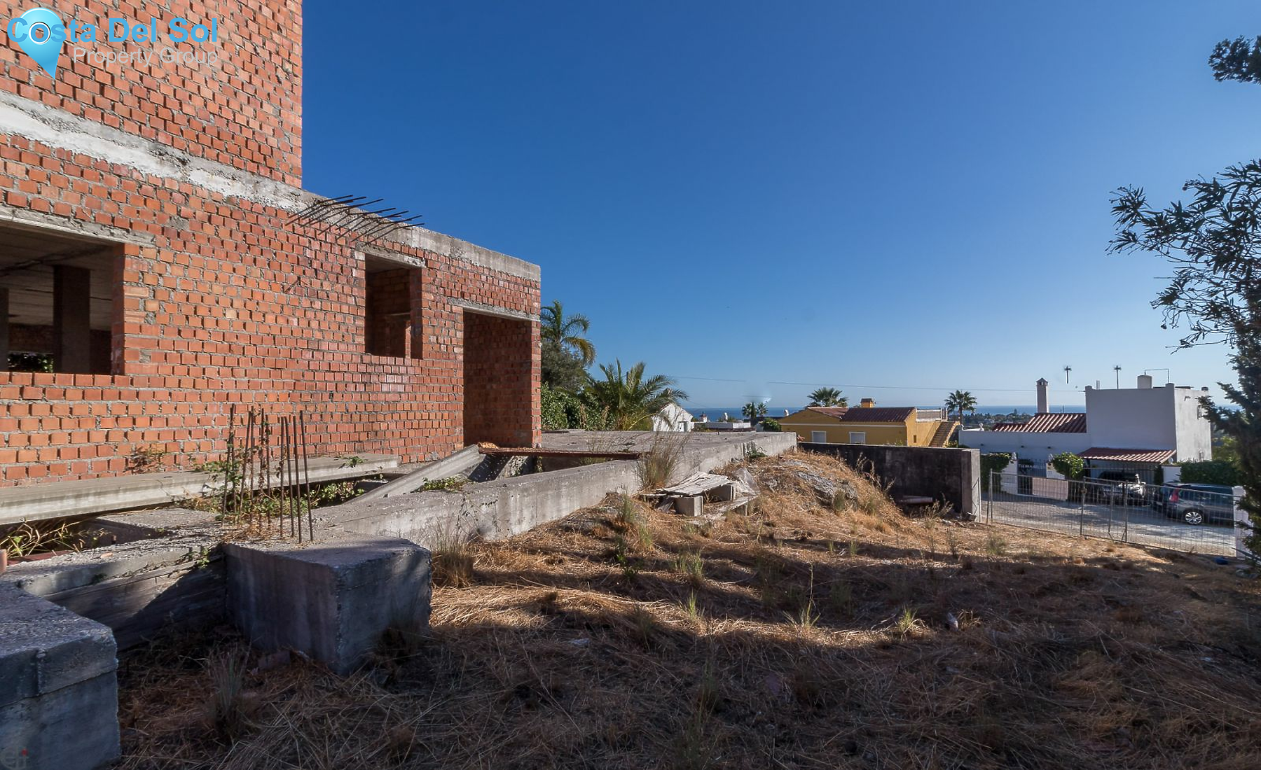 Residential Plot in Estepona-1394311