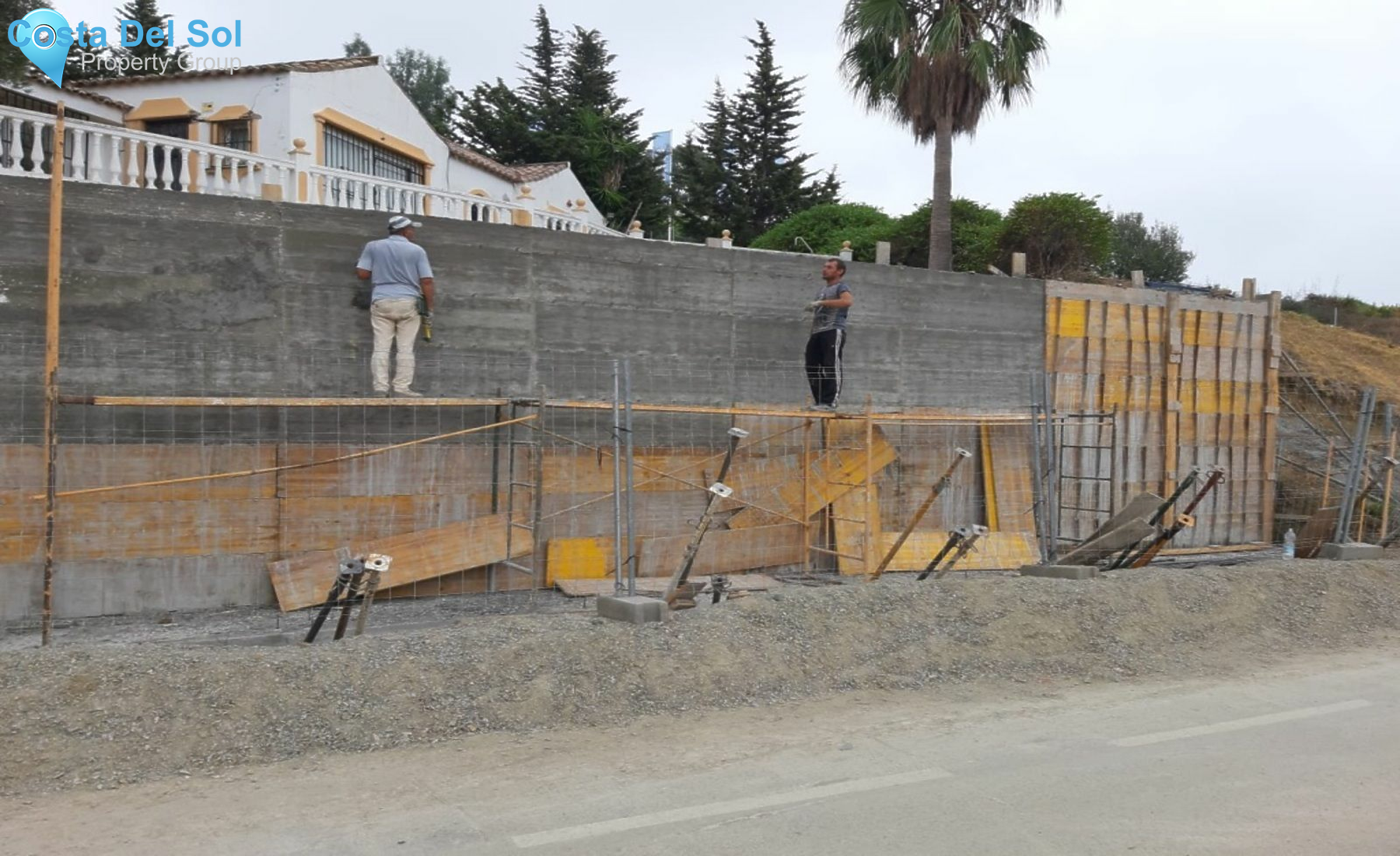 Residential Plot in Estepona-1400298