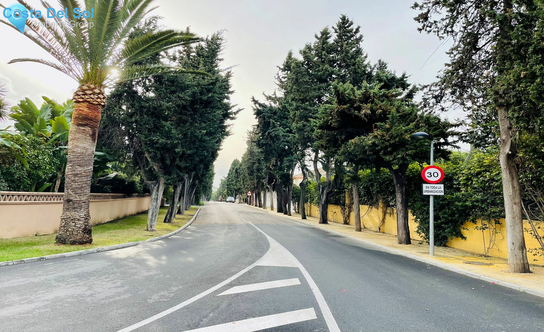 Residential Plot in Guadalmina Baja-1418618