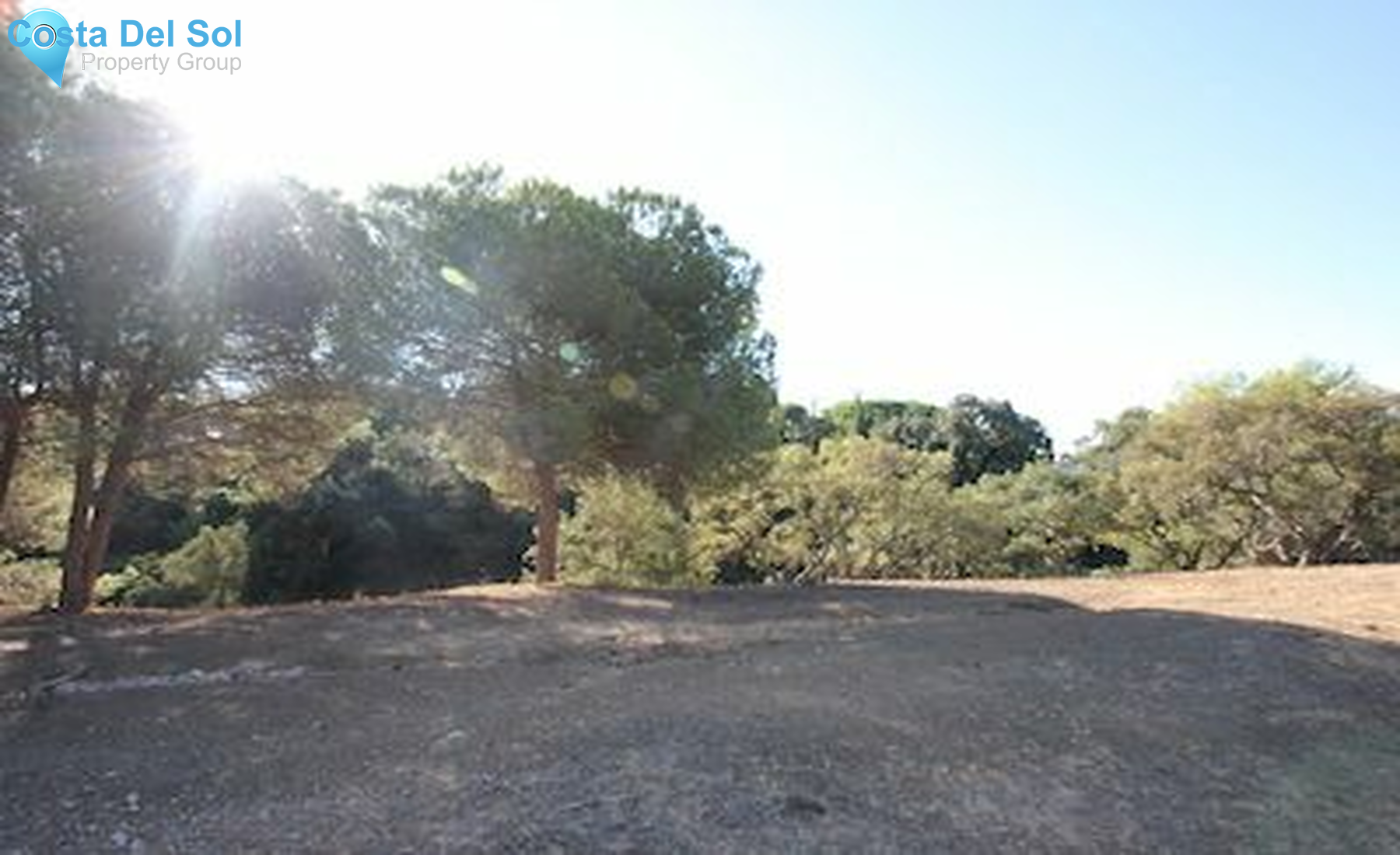 Residential Plot in Hacienda Las Chapas-1445870