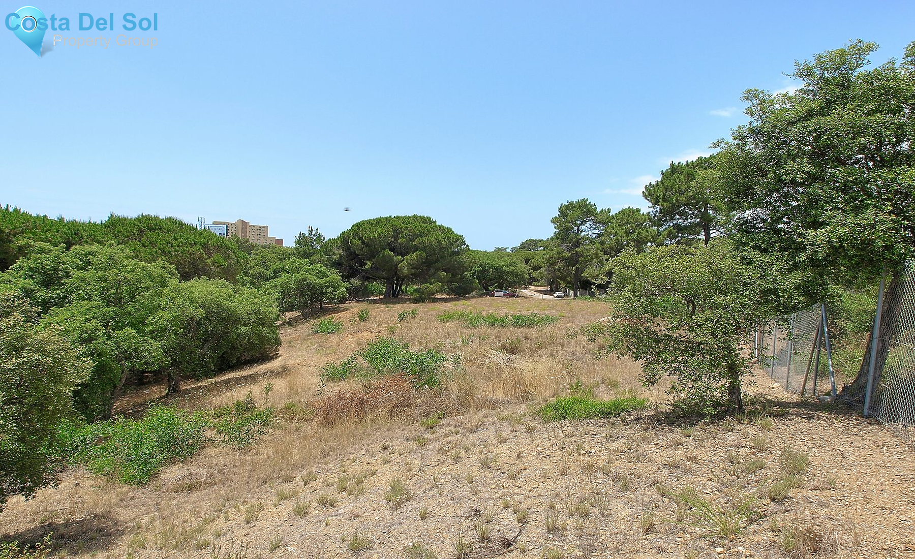 Residential Plot in Hacienda Las Chapas-1497022