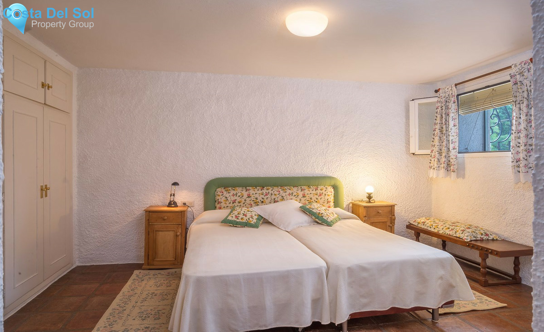 Residential Plot in Marbella-1410933