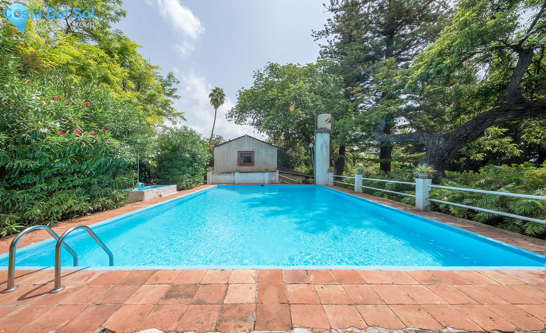 Residential Plot in Marbella-1410937