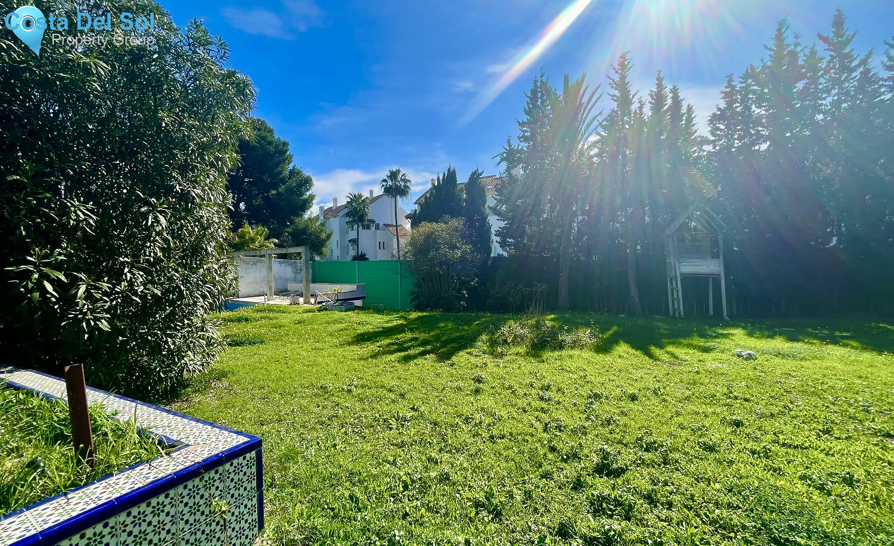 Residential Plot in Marbella-1169403