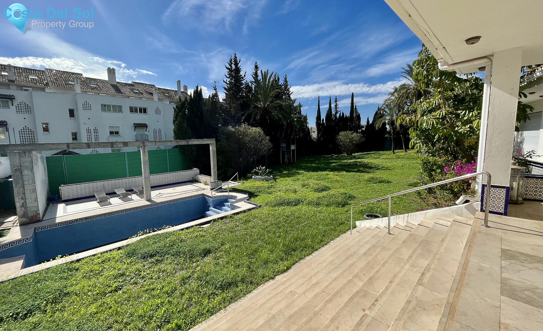 Residential Plot in Marbella-1169401