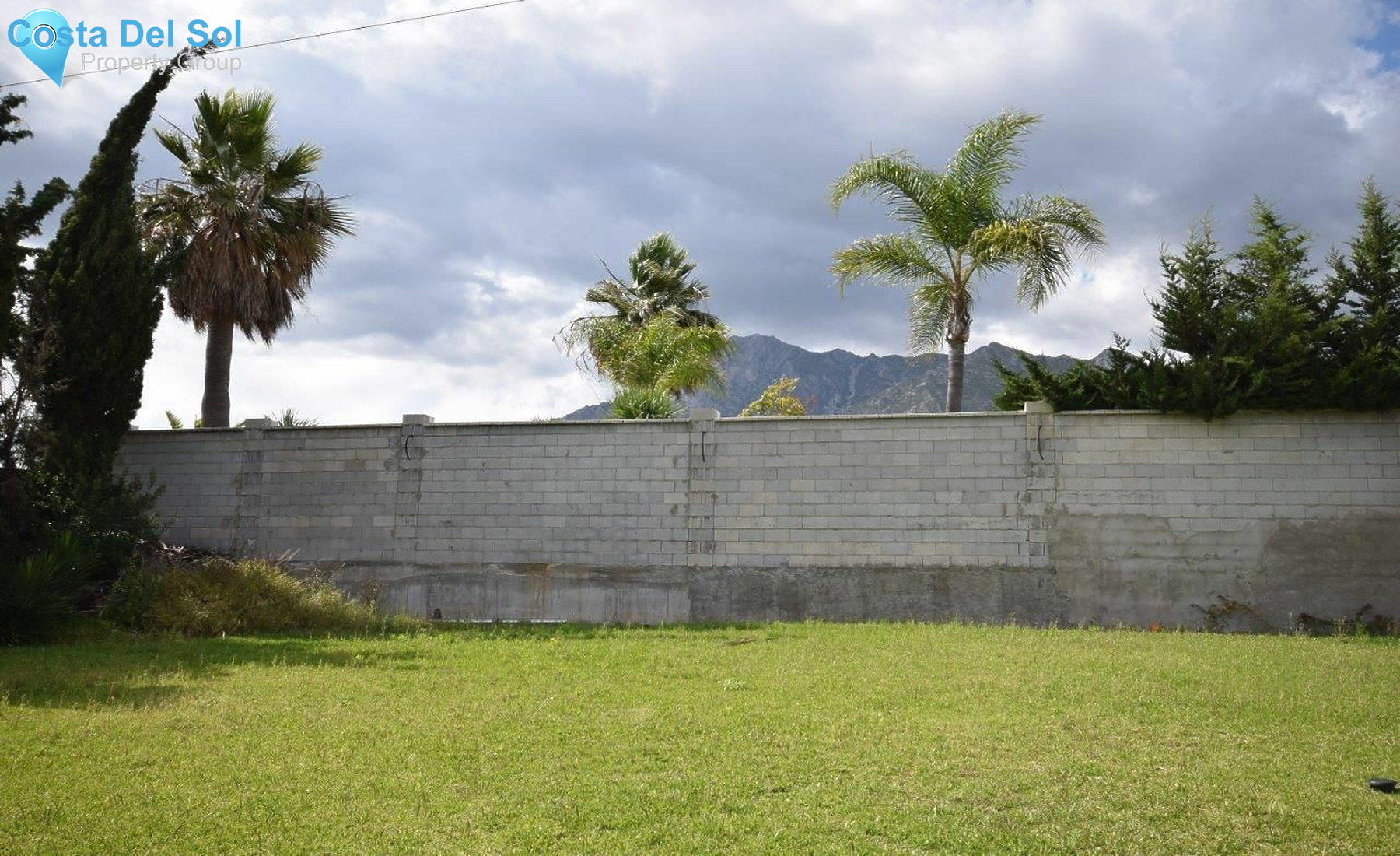 Residential Plot in Marbella-1423766