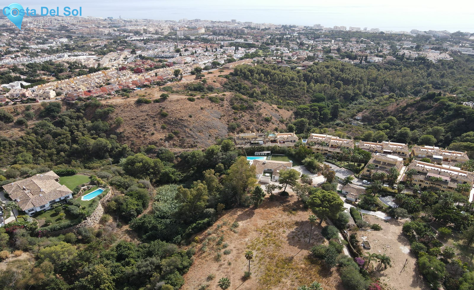 Residential Plot in Marbella-1484229