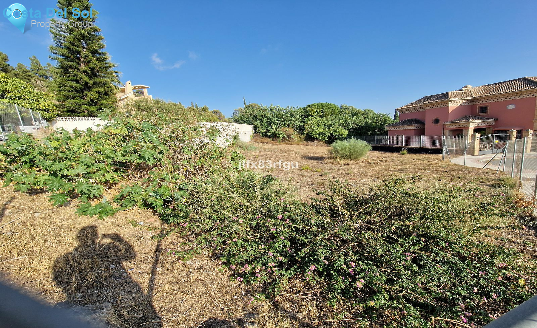 Residential Plot in Marbella-1492157