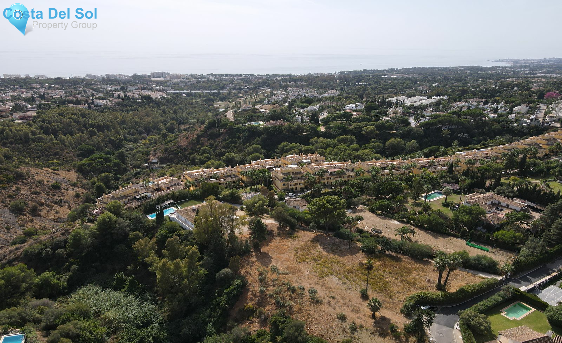 Residential Plot in Marbella-1518253