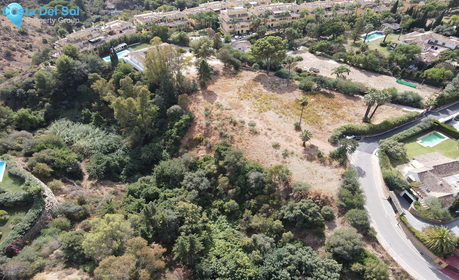 Residential Plot in Marbella-1518254