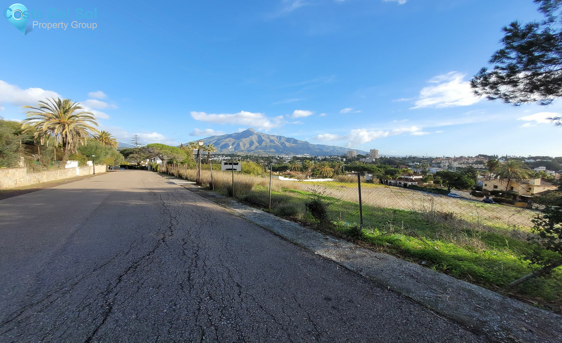 Residential Plot in Nueva Andalucía-1148293