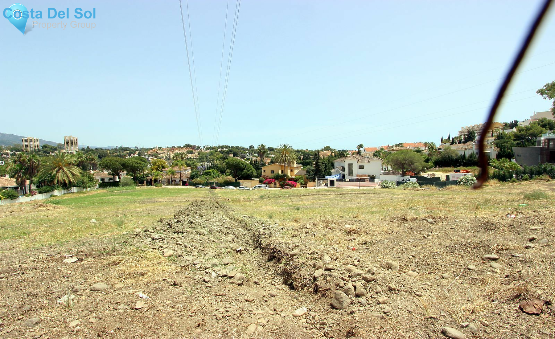 Residential Plot in Nueva Andalucía-1148858
